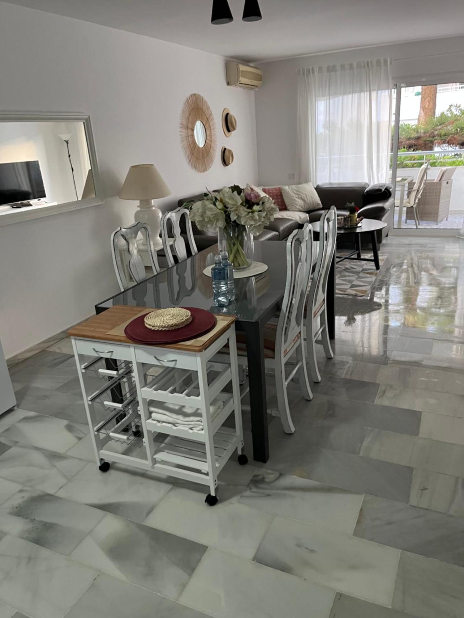 Estrelicia Iii Apartemen *